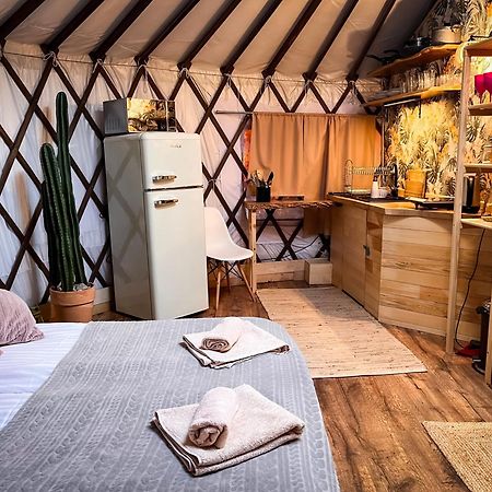 Zagornik Aloha Glamp - Okragle Domki Przy Rzece - Balia I Sauna - Energylandia מראה חיצוני תמונה
