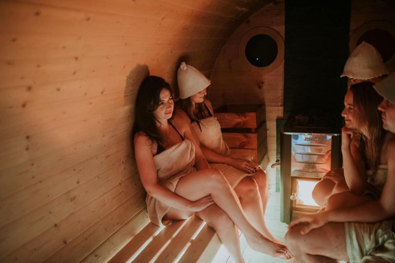 Zagornik Aloha Glamp - Okragle Domki Przy Rzece - Balia I Sauna - Energylandia מראה חיצוני תמונה