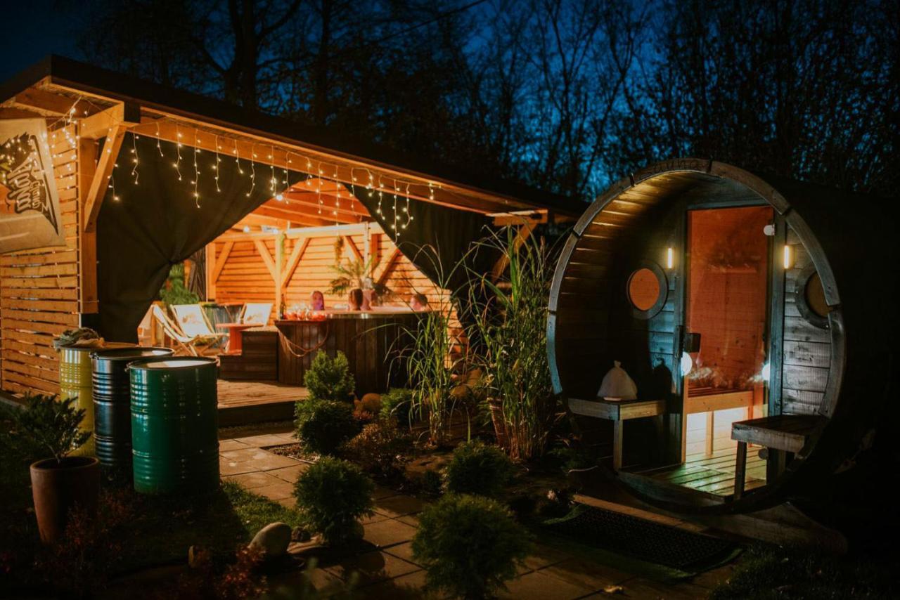 Zagornik Aloha Glamp - Okragle Domki Przy Rzece - Balia I Sauna - Energylandia מראה חיצוני תמונה